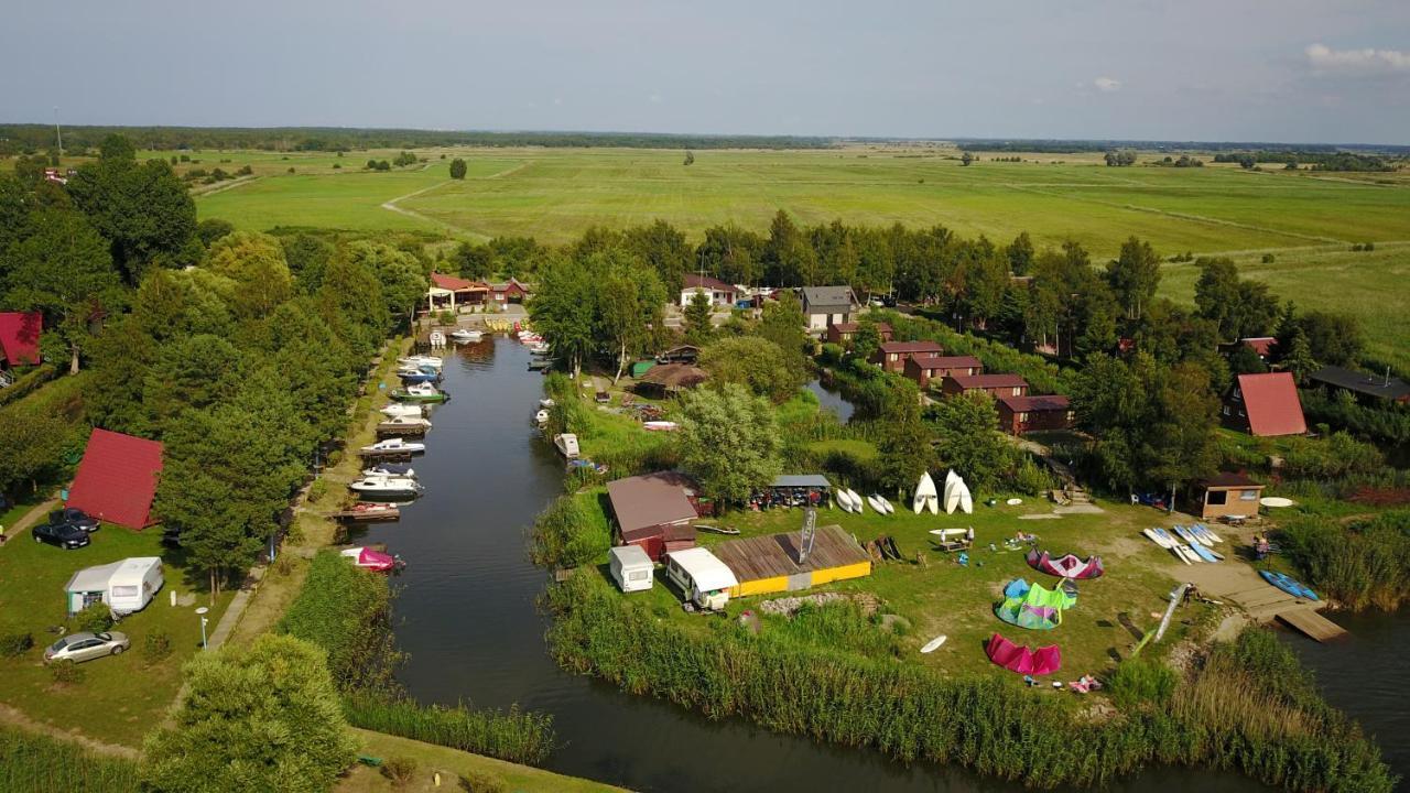 Stanica Wodna Hotel Dźwirzyno Kültér fotó