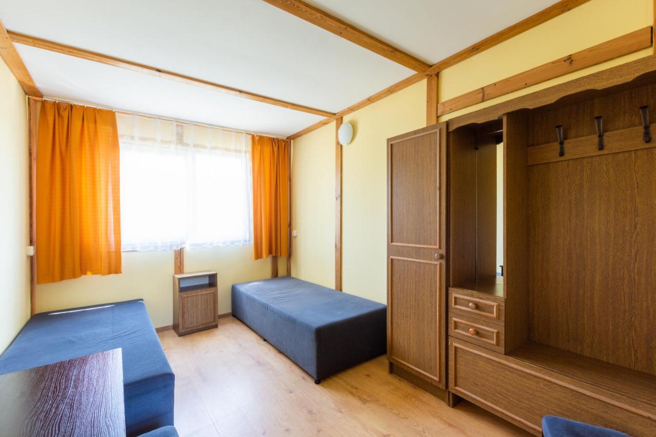 Stanica Wodna Hotel Dźwirzyno Kültér fotó