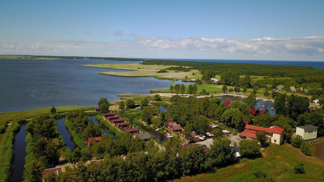 Stanica Wodna Hotel Dźwirzyno Kültér fotó